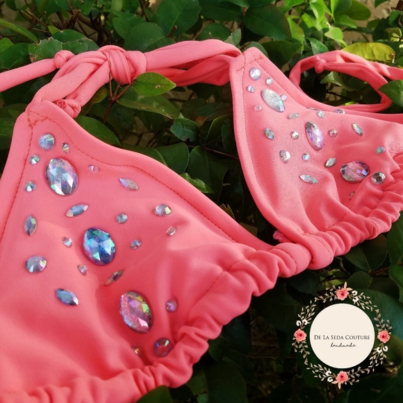 🆕️ Handmade Bikini Top - Picture 2 of 2